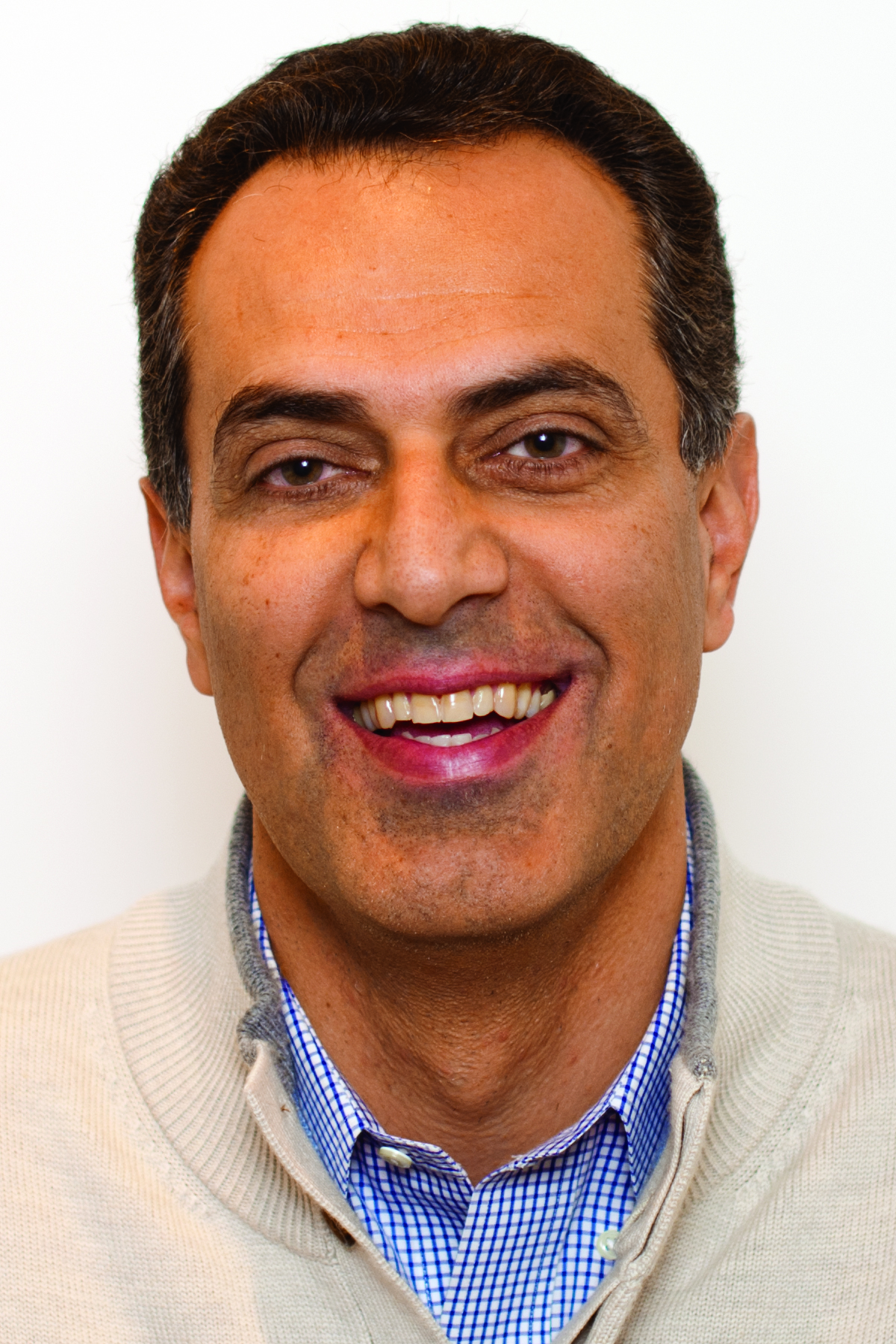 Presenter: Shahin  Sobhani